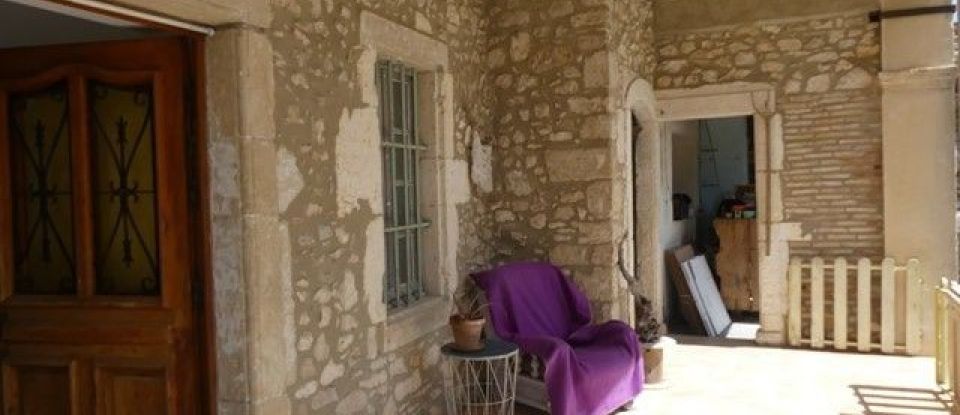 House 10 rooms of 300 m² in Goudargues (30630)