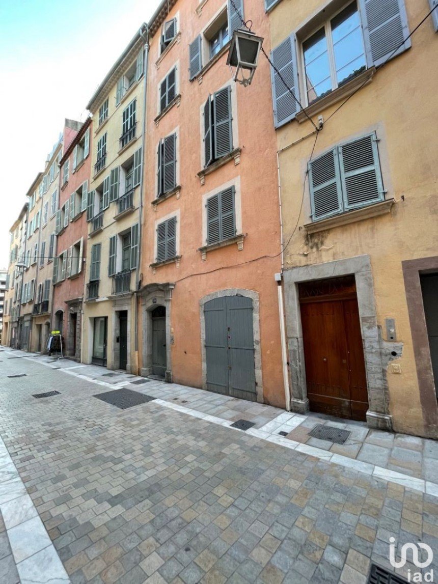 Immeuble de 350 m² à Toulon (83000)