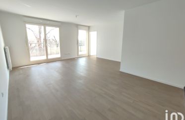 Appartement 4 pièces de 78 m² à Villecresnes (94440)