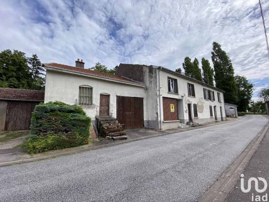 Maison 11 pièces de 249 m² à Frain (88320)