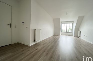 Appartement 3 pièces de 65 m² à Domont (95330)