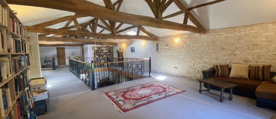 House 12 rooms of 365 m² in Thouarsais-Bouildroux (85410)