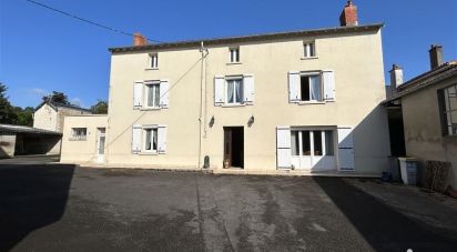 Maison 7 pièces de 181 m² à Chasseneuil-du-Poitou (86360)