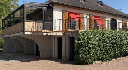 Maison 6 pièces de 153 m² à Bourges (18000)