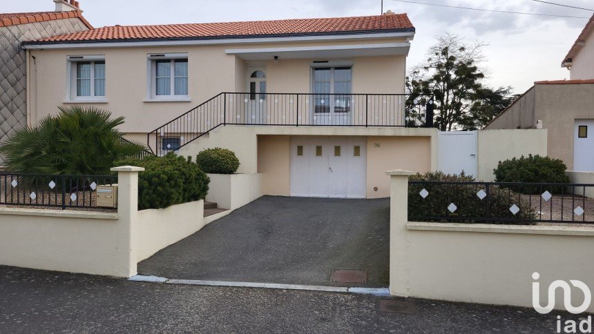 Maison 5 pièces de 90 m² à Maulévrier (49360)
