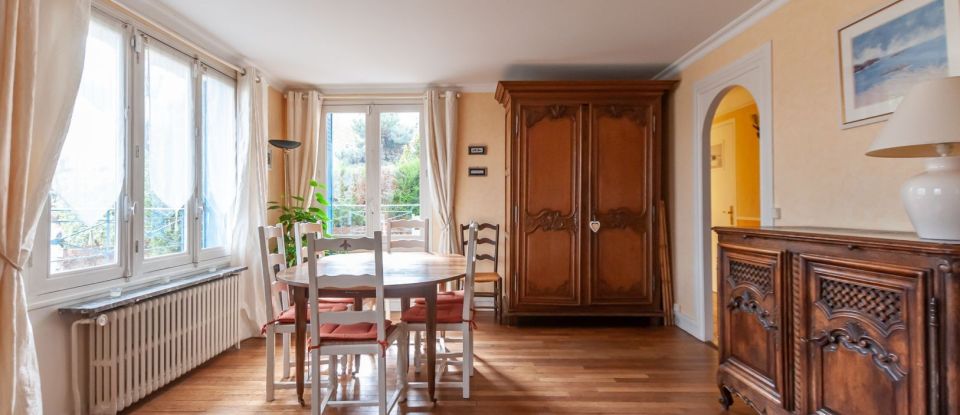 Maison 6 pièces de 141 m² à Louveciennes (78430)