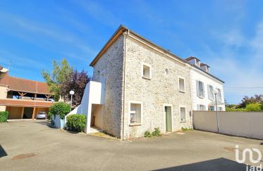 Duplex 3 rooms of 78 m² in Le Perray-en-Yvelines (78610)