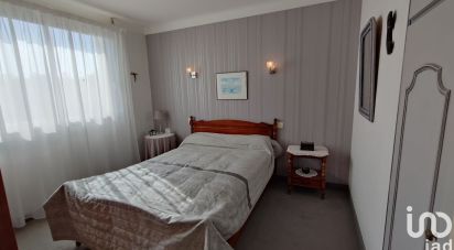 House 5 rooms of 120 m² in Saint-Gilles-Croix-de-Vie (85800)