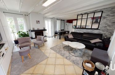 House 5 rooms of 106 m² in Vigneux-sur-Seine (91270)