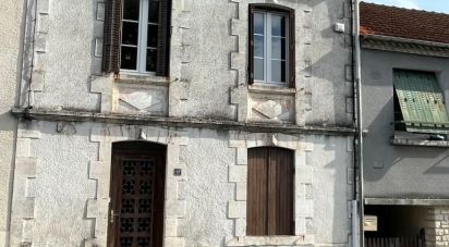 House 3 rooms of 66 m² in La Coquille (24450)