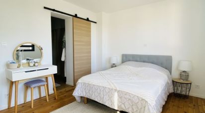 House 4 rooms of 90 m² in Vignacourt (80650)
