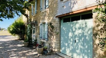 House 5 rooms of 235 m² in Pernes-les-Fontaines (84210)