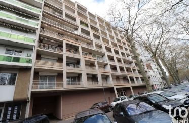 Appartement 3 pièces de 54 m² à Saint-Étienne (42000)