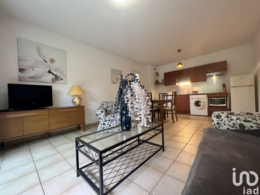 Appartement 2 pièces de 48 m² à L'Isle-sur-la-Sorgue (84800)