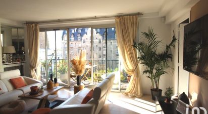 Appartement 3 pièces de 71 m² à Paris (75016)