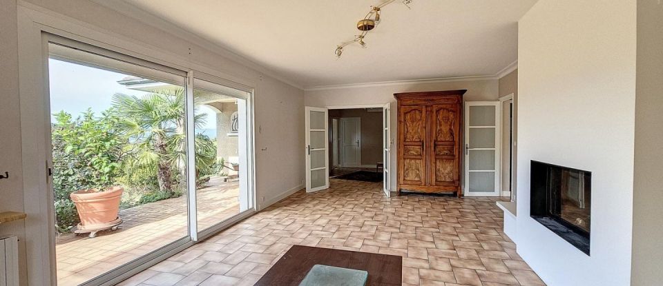 Maison 7 pièces de 194 m² à Salaise-sur-Sanne (38150)