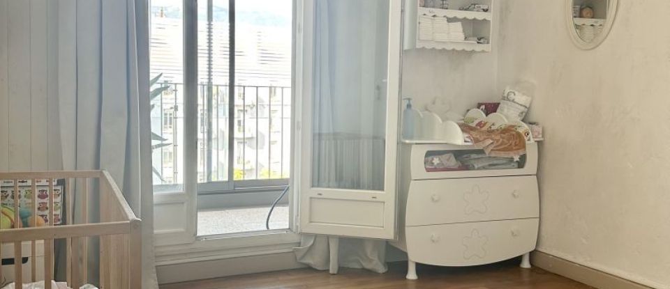 Apartment 3 rooms of 53 m² in Grenoble (38000)