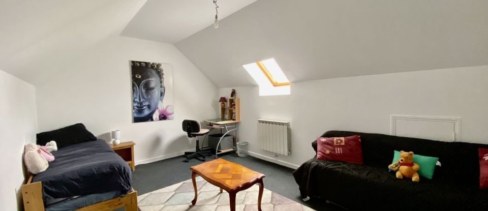 Maison 5 pièces de 120 m² à La Neuville-sur-Essonne (45390)