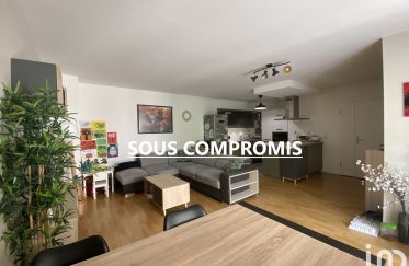 Apartment 4 rooms of 87 m² in Massy (91300)