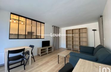 Apartment 2 rooms of 53 m² in Palaiseau (91120)