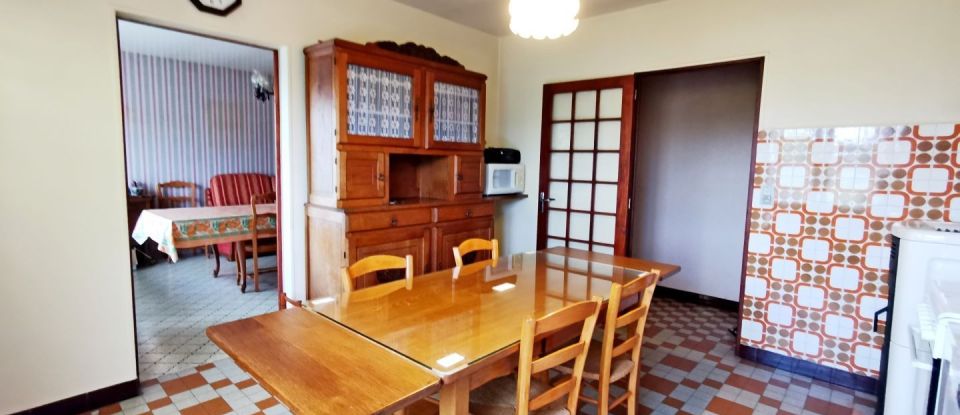 Maison 4 pièces de 87 m² à Cuzion (36190)
