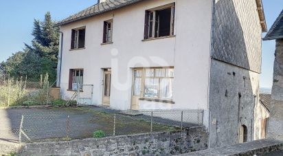 House 6 rooms of 145 m² in Herment (63470)