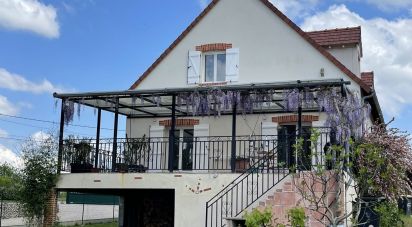 Maison 8 pièces de 175 m² à Mézières-lez-Cléry (45370)