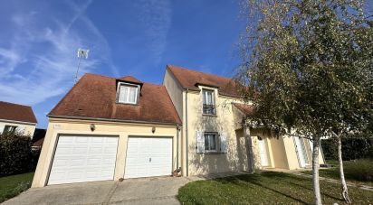 House 7 rooms of 180 m² in Vaux-le-Pénil (77000)