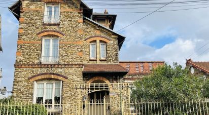 Maison 6 pièces de 135 m² à Savigny-sur-Orge (91600)