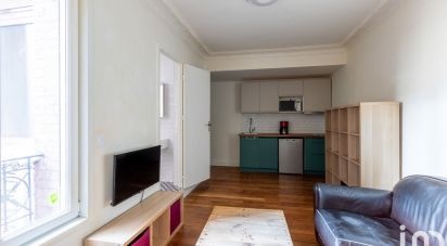 Appartement 2 pièces de 33 m² à Clichy (92110)