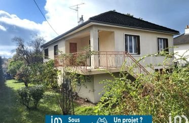 House 6 rooms of 111 m² in Semoy (45400)