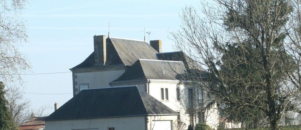 Maison 6 pièces de 186 m² à L'Absie (79240)