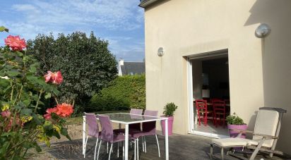 House 5 rooms of 84 m² in Carhaix-Plouguer (29270)