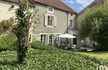House 10 rooms of 224 m² in Giey-sur-Aujon (52210)