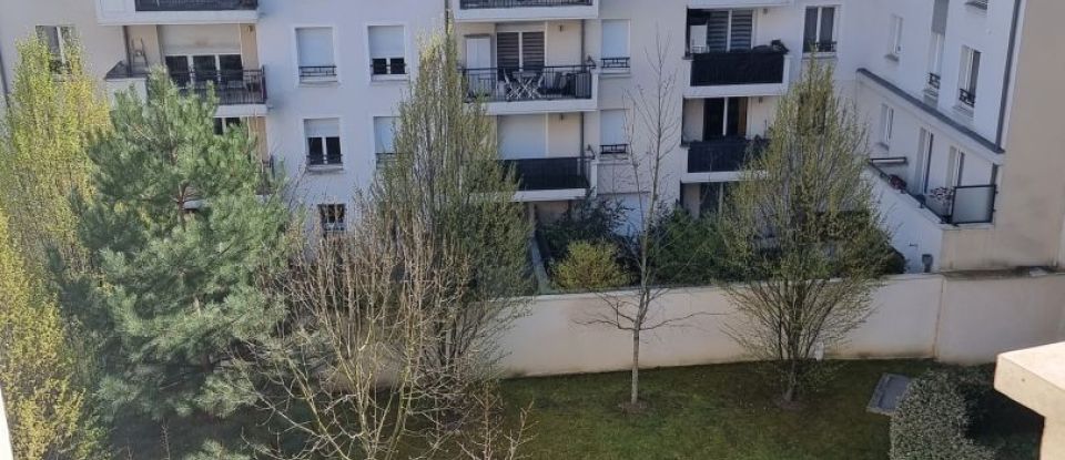 Apartment 1 room of 31 m² in Rosny-sous-Bois (93110)