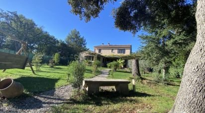 House 5 rooms of 133 m² in Pernes-les-Fontaines (84210)