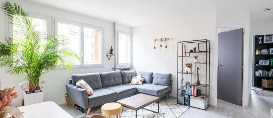 Appartement 3 pièces de 48 m² à Paris (75010)