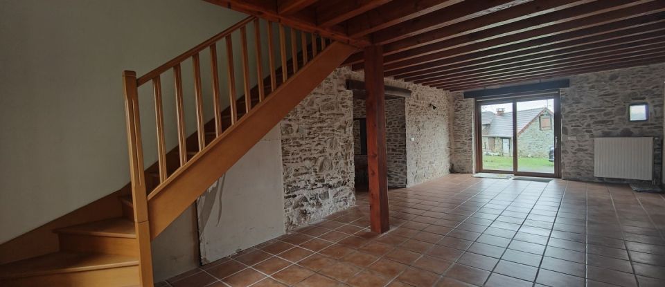 Maison 6 pièces de 160 m² à Saint-Yrieix-la-Perche (87500)
