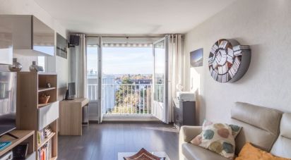 Appartement 2 pièces de 43 m² à Carrières-sur-Seine (78420)