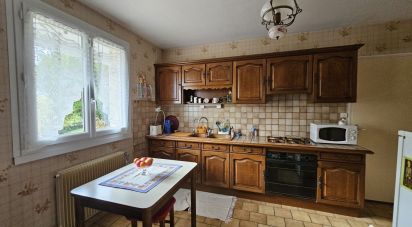 House 4 rooms of 86 m² in Ruelle-sur-Touvre (16600)