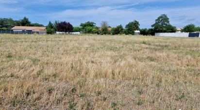 Land of 591 m² in Soussans (33460)