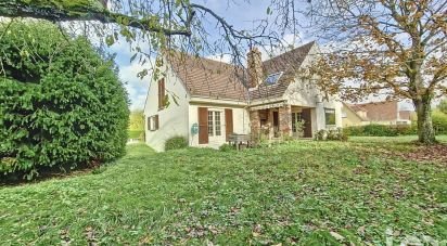 House 7 rooms of 188 m² in Boissise-le-Roi (77310)