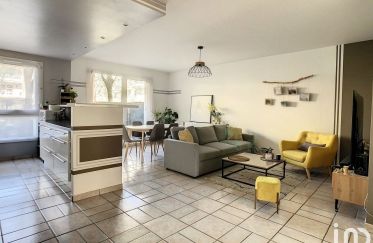 Appartement 4 pièces de 80 m² à Élancourt (78990)