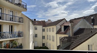Apartment 1 room of 32 m² in Sèvres (92310)