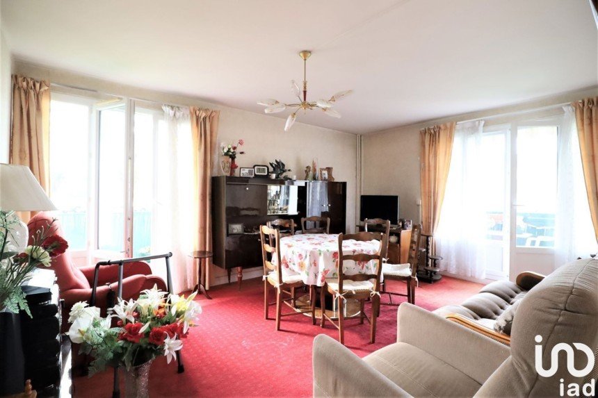 Apartment 3 rooms of 69 m² in Le Malesherbois (45330)