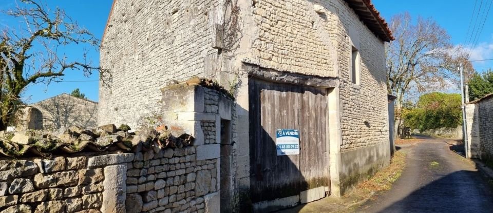 Parking/garage/box de 95 m² à Mérignac (16200)