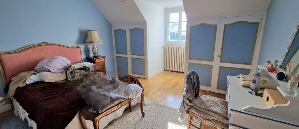 House 9 rooms of 296 m² in La Souterraine (23300)