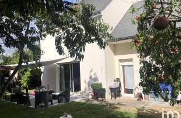 House 7 rooms of 128 m² in Monnaie (37380)