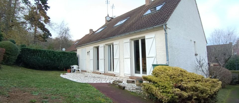 Maison 8 pièces de 200 m² à Champagne-sur-Oise (95660)