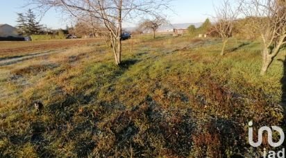 Land of 1,148 m² in Chabeuil (26120)